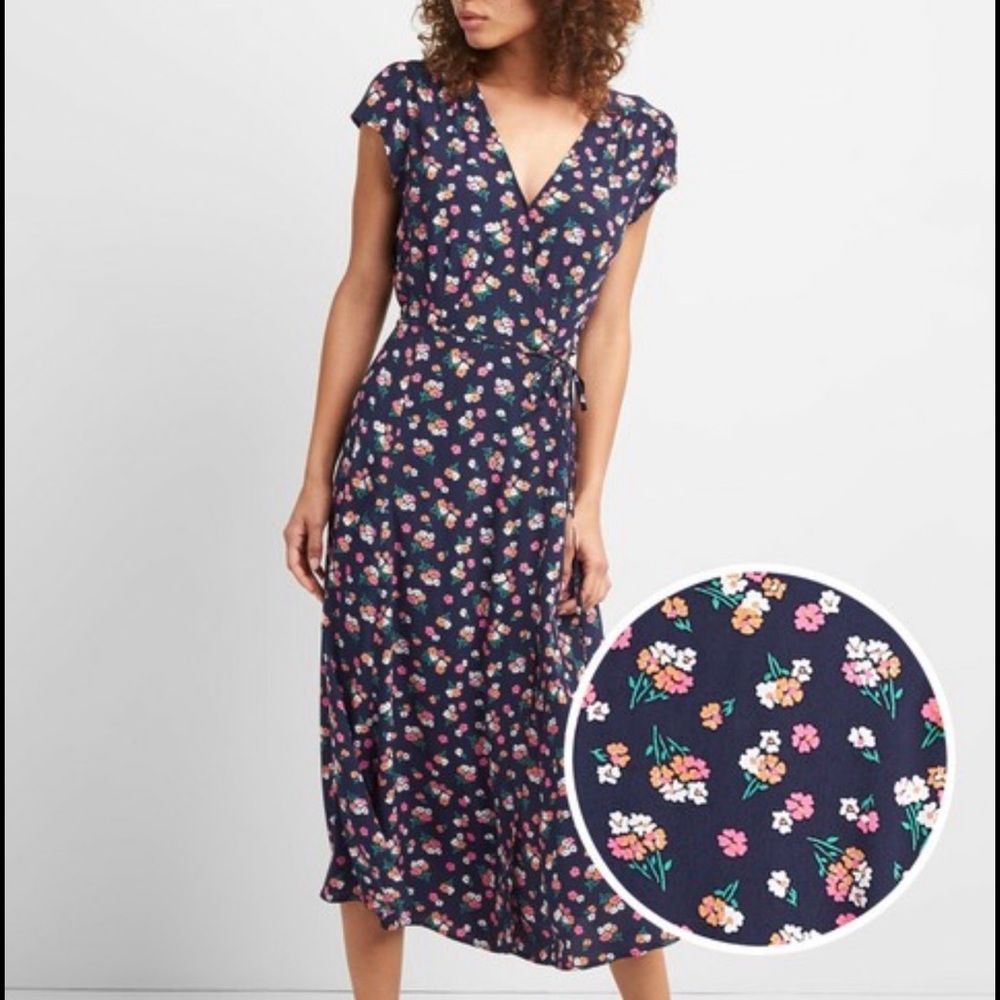 Gap Women's Floral Print Midi Wrap Size Small Blue V-neck Short Cap Sleeve